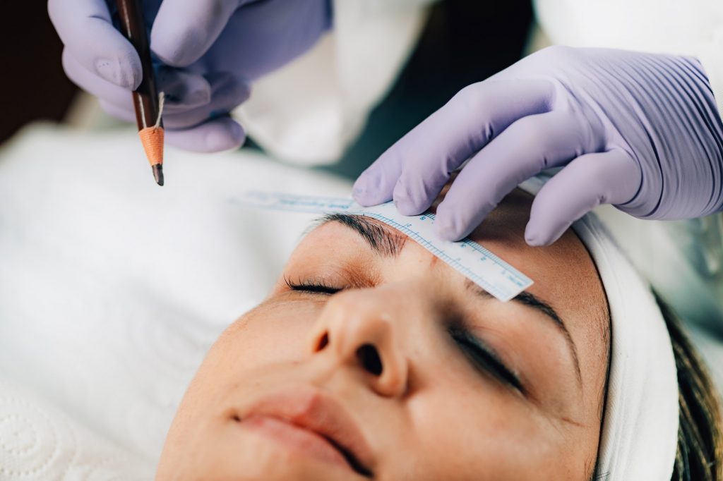 Microblading Eyebrows, Semi-permanent Makeup Procedure